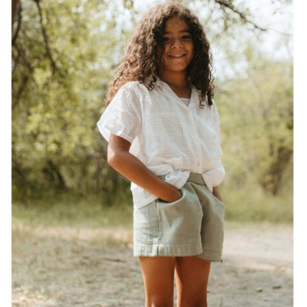 NWT Size 8 LALI Lily Pad Green Begonia Shorts! - Picture 2 of 12